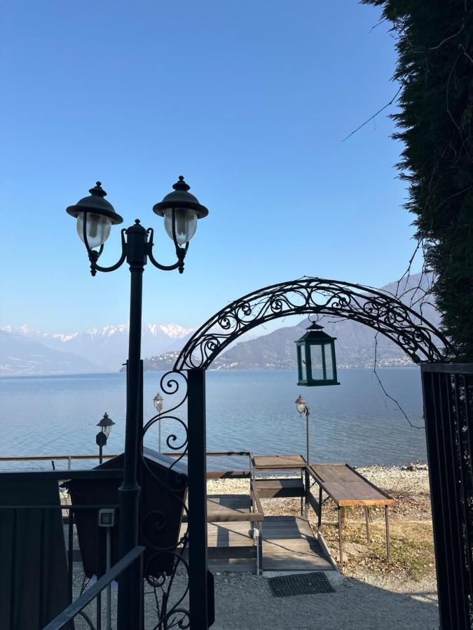 Residence Laguna Beach Pianello Del Lario Exterior photo